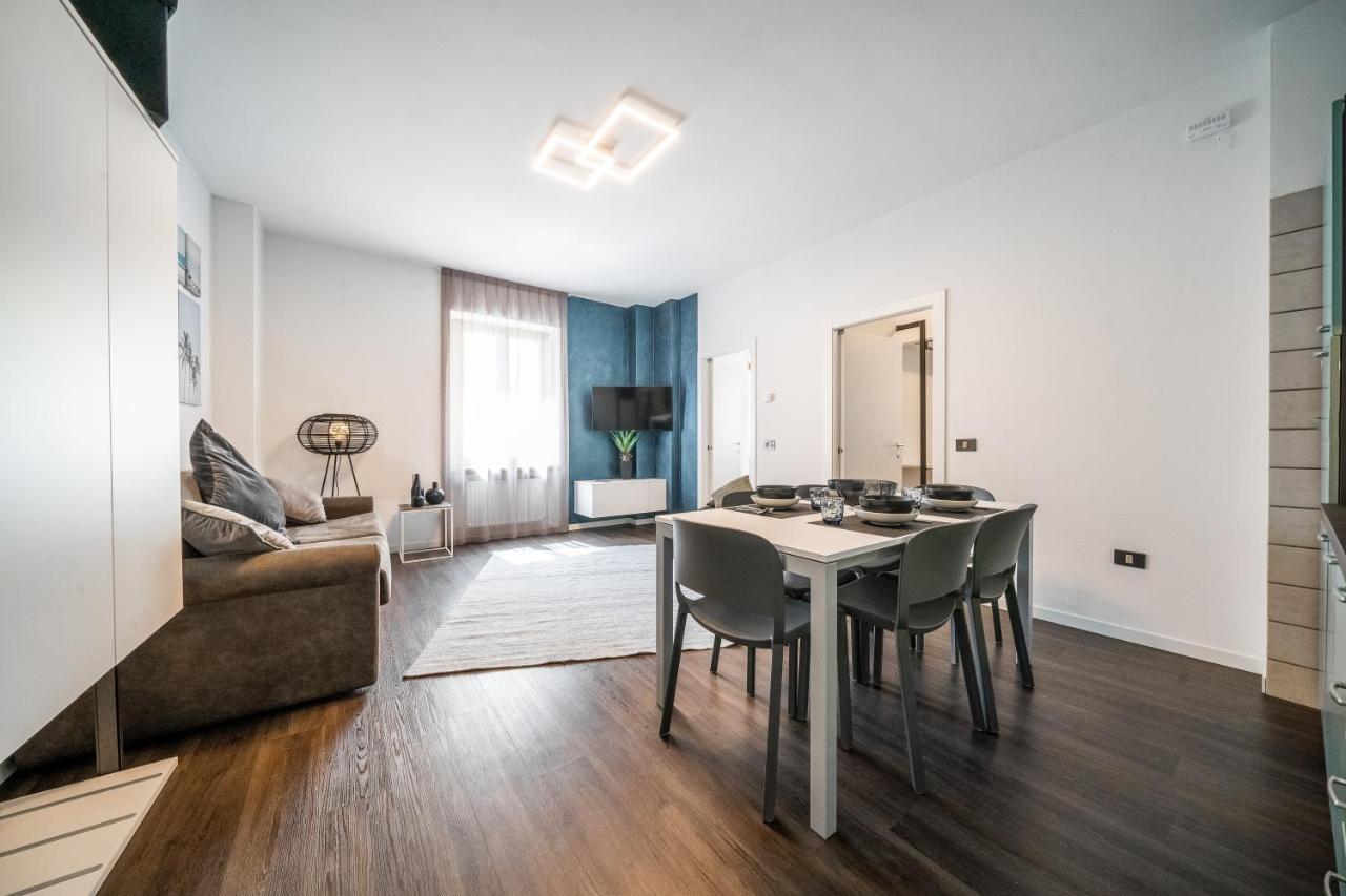 Appartamenti Vasco Renna Surf Center Torbole Sul Garda Exterior photo